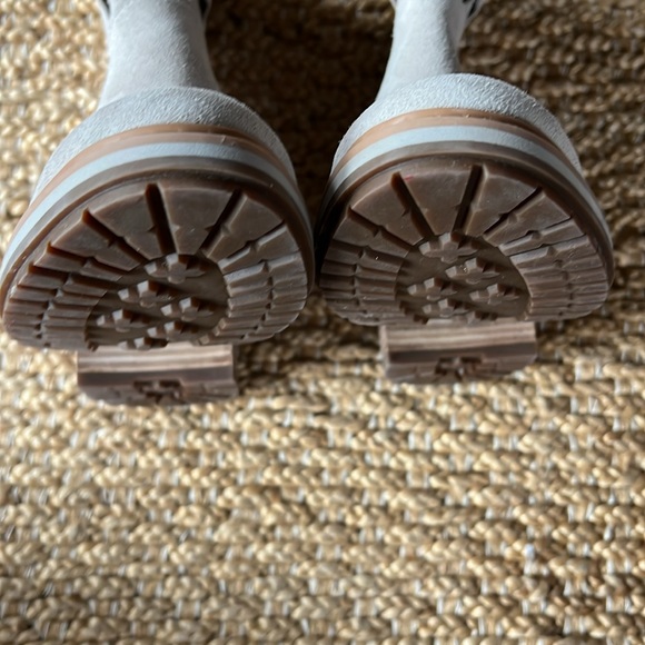 Timberland Women’s Like New Sz 7 Sienna High Waterproof Mid Boot Gray Suede - Picture 9 of 12